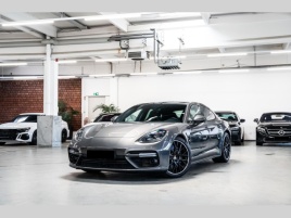 Porsche Panamera Turbo Sport