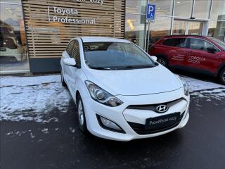 Hyundai i30 1.6 TRIKOLOR