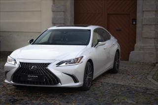 Lexus ES 300h 2.5 AT BUSINESS EDITION