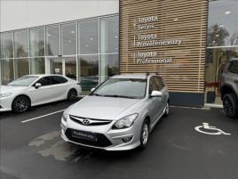 Hyundai i30 1.4 i CVVT PREMIUM