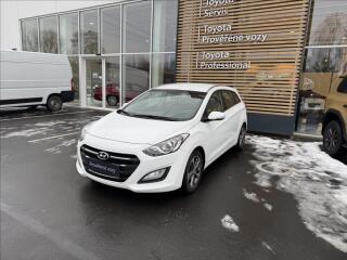 Hyundai i30 1.6 Trikolor plus