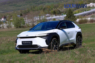 Toyota bZ4X BEV EXECUTIVE AWD