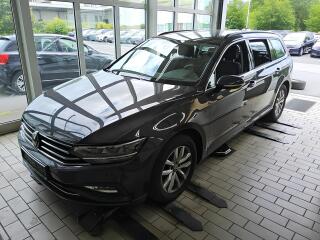 Volkswagen Passat 2.0TDI DSG 110kW Business DPH