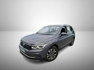 Volkswagen Tiguan 2.0TDI 110kW Matrix DPH TZ 