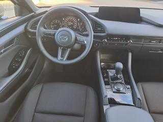 Mazda 3 (2024) 2025 Mazda3 5HB 2.5L e-SKYACTI - náhled 17