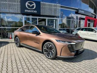 Mazda 6 EV 258ps