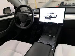 Tesla Model Y (2022) LR 4x4 Enhanced+Bílý interiér - náhled 3