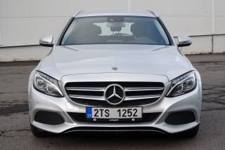Mercedes-Benz Třídy C 220d 125KW PREMIUM SPORT - náhled 10