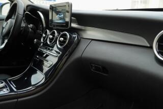 Mercedes-Benz Třídy C 220d 125KW PREMIUM SPORT - náhled 17