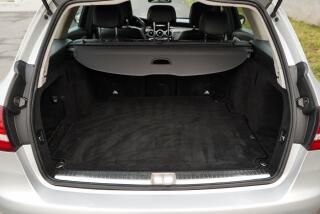 Mercedes-Benz Třídy C 220d 125KW PREMIUM SPORT - náhled 23