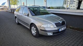 �koda Octavia 1.6 benz�n kombi