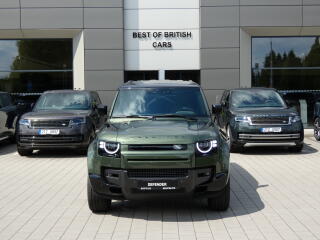 Land Rover Defender 110 X-Dynamic SE P425         