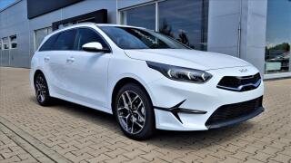 Kia Ceed 1.5 T-GDi TOP + BUS