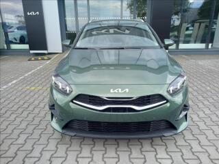 Kia Ceed 1.5 T-GDi TOP+ Business
