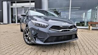 Kia Ceed 1.5 T-GDi 7DCT TOP+Business