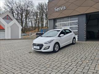 Hyundai i30 1.6 CVVT Trikolor