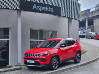 Jeep Compass 1.3 T4 96kw, Limited, 1.maj.