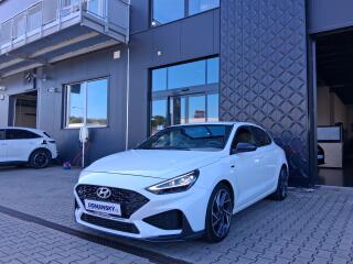 Hyundai i30 N-LINE 1.5 T-GDi 117 kW