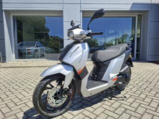 Peugeot Tweet 125i GT