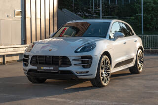 Porsche Macan  3.6 Turbo Performance & Black