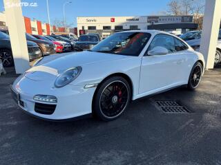 Porsche 911 4 GTS