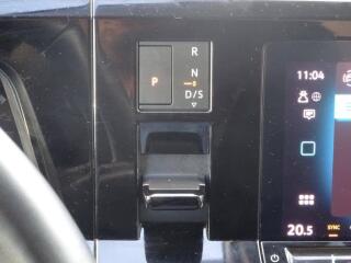 Volkswagen Multivan (2025) NOVÝ LONG LIFE 2,0 TSI - náhled 13