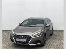 Hyundai i40 Succes 1.6  100 kW manul