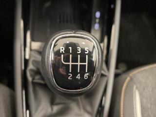 Škoda Octavia 1,5 TSI 110kW Selection - náhled 17