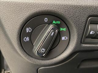 Škoda Octavia 1,5 TSI 110kW Selection - náhled 20