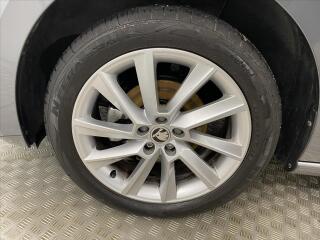 Škoda Octavia 1,5 TSI 110kW Selection - náhled 29
