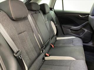 Škoda Octavia 1,5 TSI 110kW Selection - náhled 7
