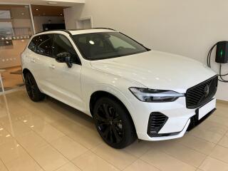 Volvo XC60 T6 eAWD Black Edition Plus AT8