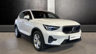 Volvo XC40 CORE, B3 FWD, 120+10 kW / 163+