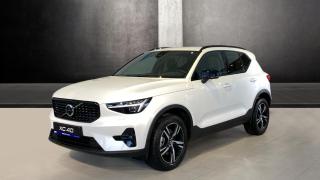 Volvo XC40 PLUS DARK, B4 FWD, 145+10 kW /