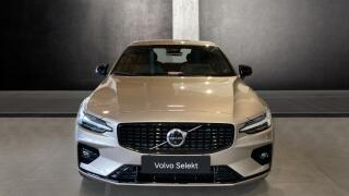 Volvo S60 ULTIMATE DARK, B5 AWD, 184+10