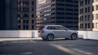 Volvo XC90 CORE, T8 AWD, 228+107 kW / 310