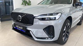 Volvo XC60 ULTRA DARK, B5 AWD, 184+10 kW