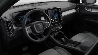 Volvo XC40 CORE, B3 FWD, 120+10 kW / 163+