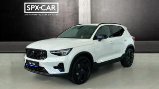 Volvo XC40 PLUS BLACK EDITION, B4 FWD, 14
