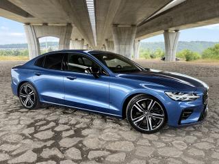 Volvo S60 B5 184kW Pano/HeadUp/360kamera