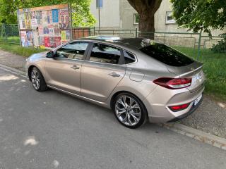 Hyundai i30 1.4 /103kW