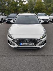 Hyundai i30 1.6 /85kW