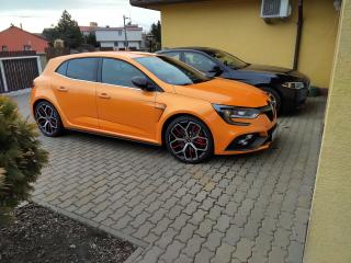 Renault Mgane RS Trophy 300 EDC 1.8 / 221kW