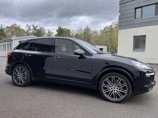 Porsche Cayenne S Diesel, V8 283 kW, TOP stav