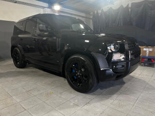 Land Rover Defender 3.0 /221kW D300 X-Dynamic HSE