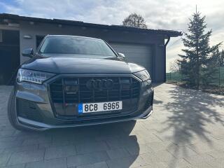 Audi Q7 S-line 3.0L 210kW koupeno v �R