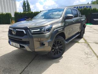 Toyota Hilux INVINCIBLE SPORT
