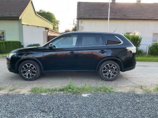 Mitsubishi Outlander (2015) 2.3 /110kW - náhled 5