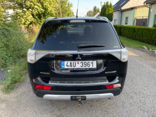 Mitsubishi Outlander (2015) 2.3 /110kW - náhled 6