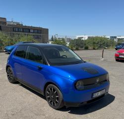 Honda e 35 kWh / 113kW + zimn kola